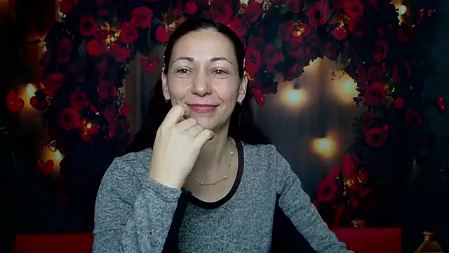 Snapshot of LiluGrants chatting on February 8, 2025, 10:18 am LiluGrants online show from February 8, 2025, 10:18 am