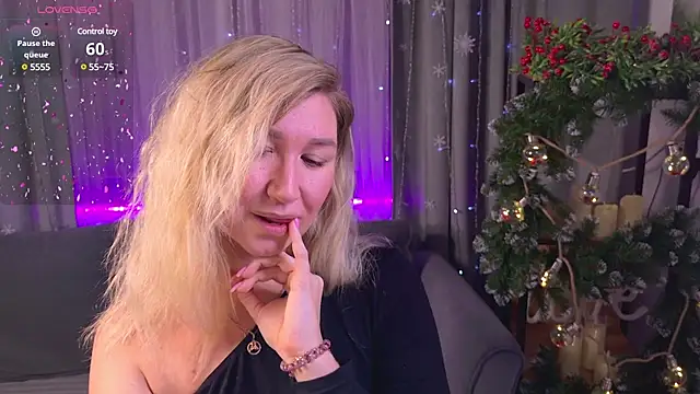 Snapshot of MilaBott chatting on December 18, 2024, 7:36 am MilaBott online show from December 18, 2024, 7:36 am