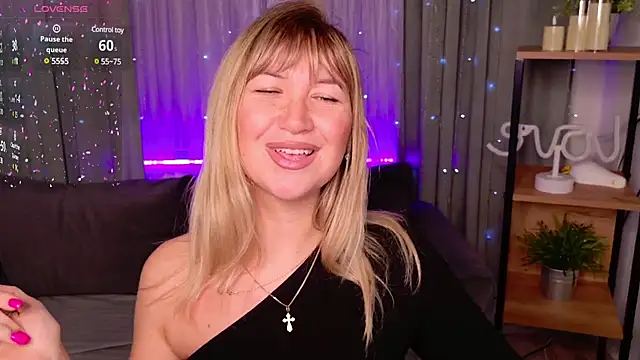 Snapshot of MilaBott chatting on February 20, 2025, 8:25 pm MilaBott online show from February 20, 2025, 8:25 pm