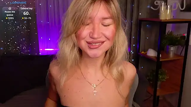 Snapshot of MilaBott chatting on February 22, 2026, 8:40 pm MilaBott online show from February 22, 2026, 8:40 pm