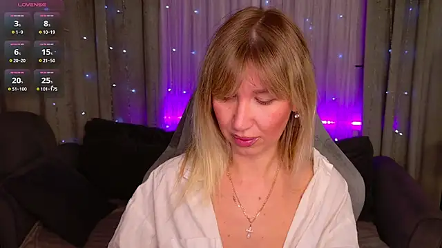 MilaBott online show from April 22, 2026, 7:04 pm