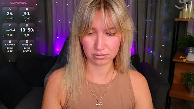 Snapshot of MilaBott chatting on June 11, 2026, 7:45 pm MilaBott online show from June 11, 2026, 7:45 pm