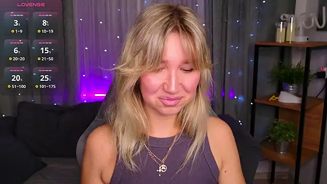 Snapshot of MilaBott chatting on June 19, 2026, 8:45 pm MilaBott online show from June 19, 2026, 8:45 pm