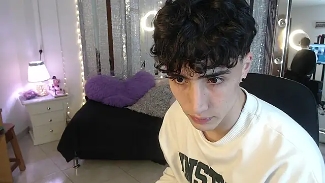 gojo satoru 18 online show from February 8, 2025, 3:00 pm