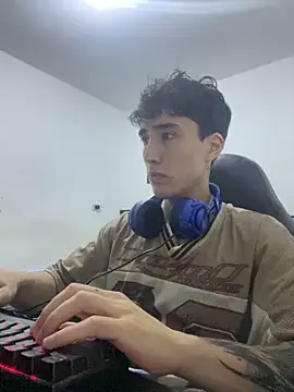 gojo satoru 18 online show from February 5, 2026, 11:09 pm