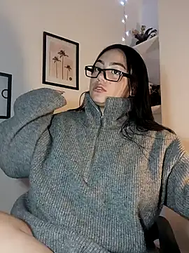 helena smith online show from February 8, 2025, 4:25 am