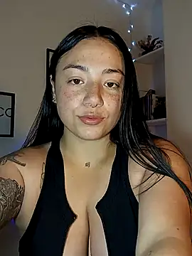 helena smith online show from February 12, 2025, 3:40 am