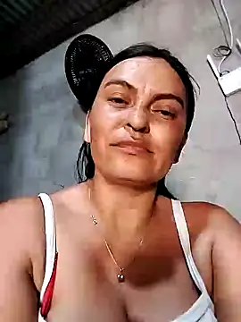 Horny-Mommy-Dirty online show from January 31, 2025, 8:01 pm