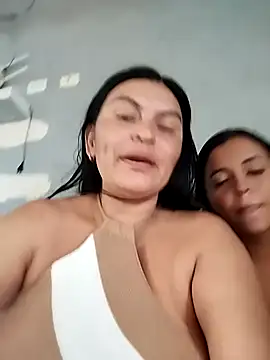 Snapshot of Horny-Mommy-Dirty chatting on September 24, 2025, 8:56 pm Horny-Mommy-Dirty online show from September 24, 2025, 8:56 pm