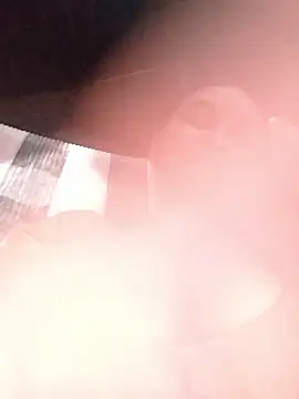 Snapshot of Horny-Mommy-Dirty chatting on October 29, 2025, 3:53 am Horny-Mommy-Dirty online show from October 29, 2025, 3:53 am