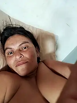 Snapshot of Horny-Mommy-Dirty chatting on November 14, 2025, 3:11 pm Horny-Mommy-Dirty online show from November 14, 2025, 3:11 pm