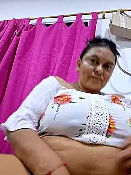 Horny-Mommy-Dirty online show from July 1, 2026, 2:35 am