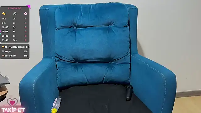 DreammGirlll online show from September 17, 2025, 11:17 pm