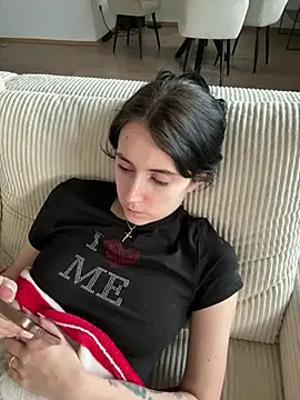 Snapshot of Lena_Lang chatting on March 16, 2026, 2:43 pm Lena Lang online show from March 16, 2026, 2:43 pm