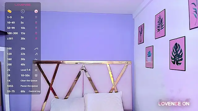 Beautifulskinny18 online show from December 16, 2024, 7:43 pm