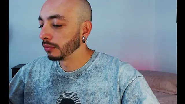 Snapshot of hotlatin92 chatting on September 21, 2025, 3:19 am hotlatin92 online show from September 21, 2025, 3:19 am