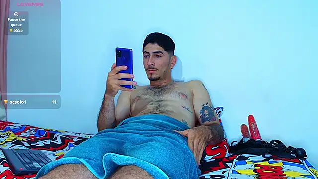 Snapshot of Thomass00 chatting on December 27, 2024, 6:57 am Thomass00 online show from December 27, 2024, 6:57 am