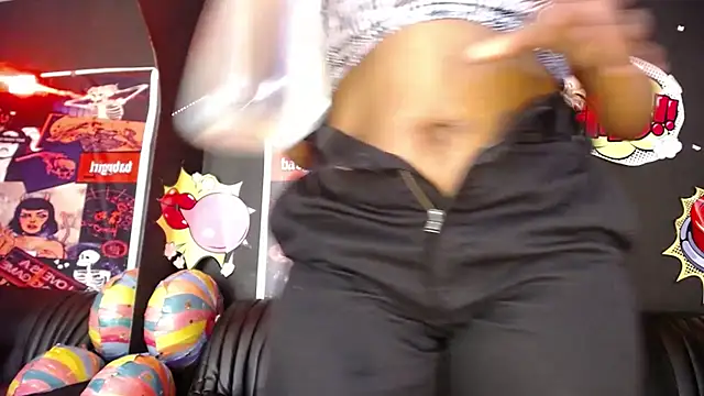 TIFFANYYSTAR online show from December 19, 2024, 4:13 pm