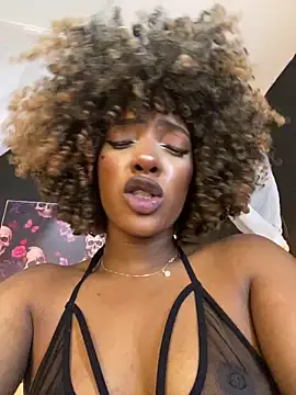 TIFFANYYSTAR online show from December 20, 2024, 5:29 pm