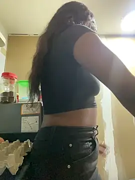 Snapshot of TIFFANYYSTAR chatting on November 3, 2025, 2:51 pm TIFFANYYSTAR online show from November 3, 2025, 2:51 pm