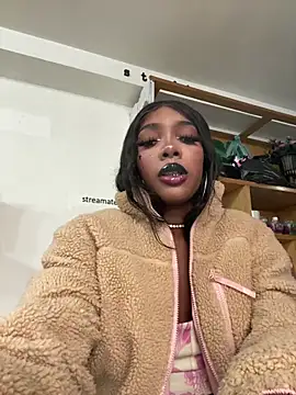 Snapshot of TIFFANYYSTAR chatting on November 14, 2025, 4:49 pm TIFFANYYSTAR online show from November 14, 2025, 4:49 pm