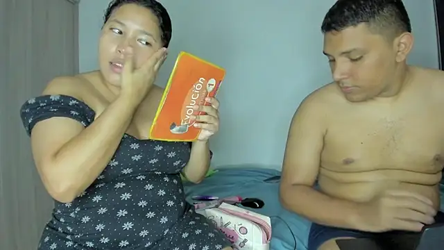 sweets couple69 online show from December 23, 2025, 1:47 am