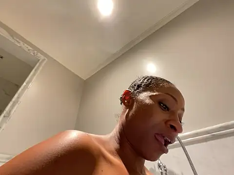 wynterheat online show from December 11, 2024, 12:23 pm