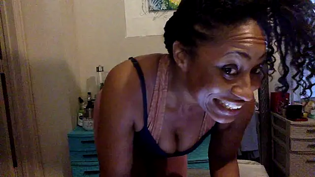 wynterheat online show from March 16, 2025, 12:33 pm