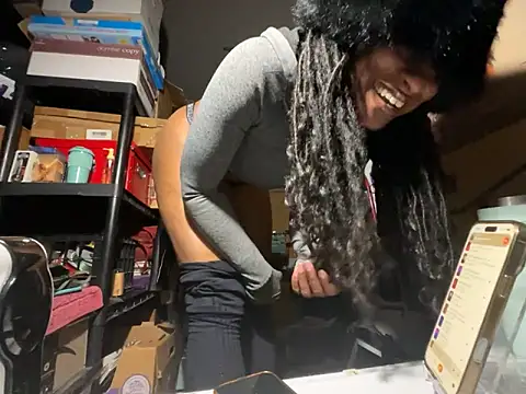 wynterheat online show from February 7, 2026, 1:04 pm