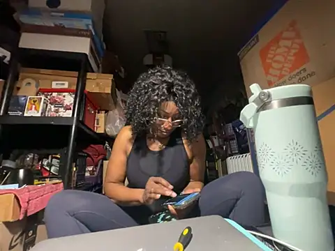 Snapshot of wynterheat chatting on March 9, 2026, 5:00 am wynterheat online show from March 9, 2026, 5:00 am