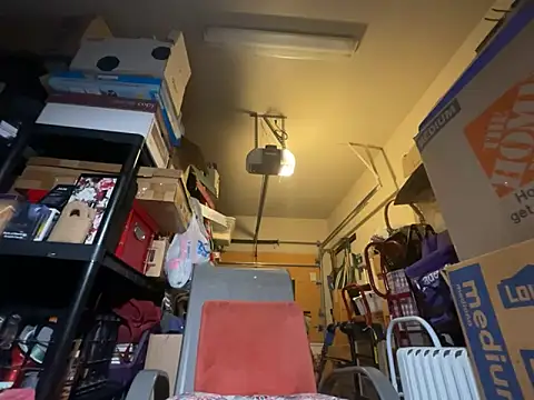 Snapshot of wynterheat chatting on March 15, 2026, 12:11 pm wynterheat online show from March 15, 2026, 12:11 pm