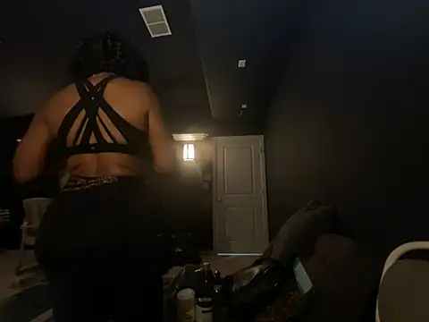 Snapshot of wynterheat chatting on March 26, 2026, 4:34 pm wynterheat online show from March 26, 2026, 4:34 pm