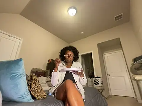 Snapshot of wynterheat chatting on March 30, 2026, 3:29 am wynterheat online show from March 30, 2026, 3:29 am