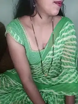 Snapshot of PUNAM_BABY1 chatting on September 25, 2025, 9:46 am PUNAM BABY1 online show from September 25, 2025, 9:46 am