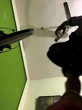 PUNAM BABY1 online show from November 21, 2025, 6:39 pm