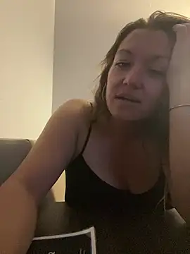 SummerV91 online show from June 25, 2026, 6:18 am