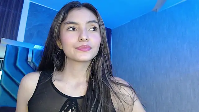 ValeryLargo online show from March 6, 2025, 6:37 pm