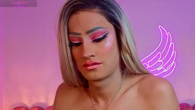 Snapshot of _scarletmoore chatting on September 25, 2025, 7:23 am scarletmoore online show from September 25, 2025, 7:23 am