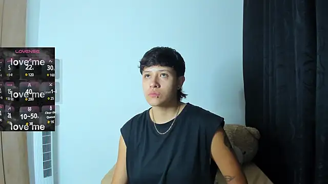 Snapshot of violet_casper_ chatting on December 18, 2024, 5:59 am violet casper  online show from December 18, 2024, 5:59 am