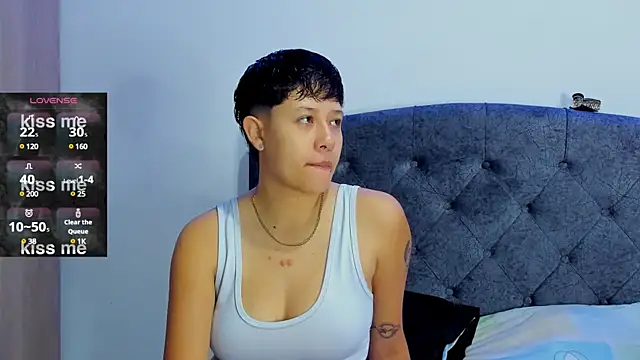 Snapshot of violet_casper_ chatting on February 5, 2025, 10:19 am violet casper  online show from February 5, 2025, 10:19 am