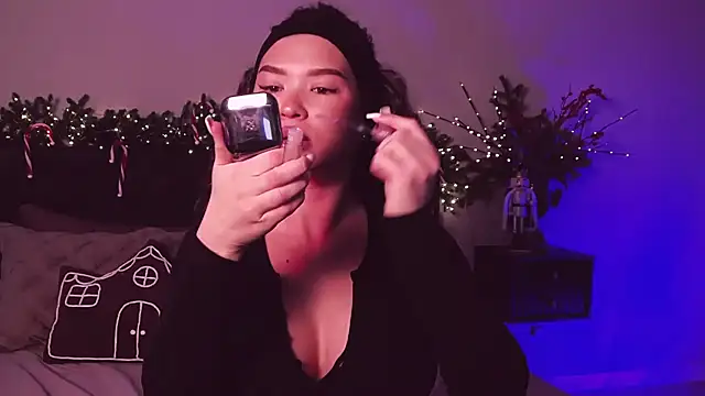 Snapshot of Denise_Garciia chatting on January 14, 2025, 12:24 pm Denise Garciia online show from January 14, 2025, 12:24 pm