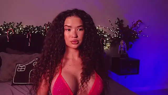 Snapshot of Denise_Garciia chatting on January 17, 2025, 1:24 pm Denise Garciia online show from January 17, 2025, 1:24 pm