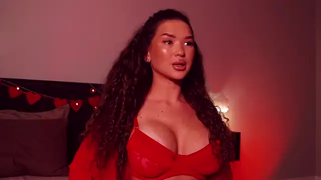 Snapshot of Denise_Garciia chatting on February 18, 2025, 3:21 pm Denise Garciia online show from February 18, 2025, 3:21 pm