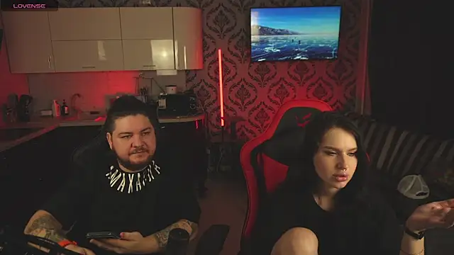devilstwo 1 online show from February 20, 2025, 4:03 pm