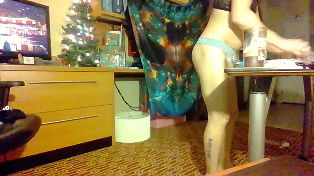 Snapshot of fantasymade69 chatting on December 22, 2024, 7:11 am fantasymade69 online show from December 22, 2024, 7:11 am