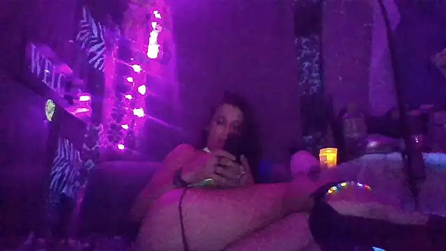 fantasymade69 online show from April 9, 2026, 4:45 am