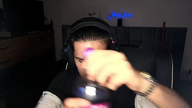 Snapshot of JordanShow chatting on September 12, 2025, 8:09 pm JordanShow online show from September 12, 2025, 8:09 pm