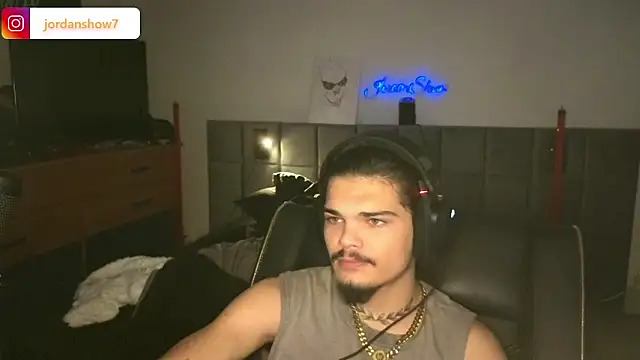 Snapshot of JordanShow chatting on September 18, 2025, 4:20 pm JordanShow online show from September 18, 2025, 4:20 pm