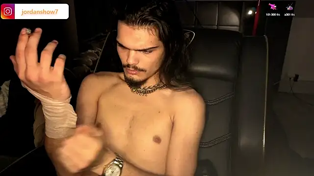 Snapshot of JordanShow chatting on September 20, 2025, 4:13 am JordanShow online show from September 20, 2025, 4:13 am