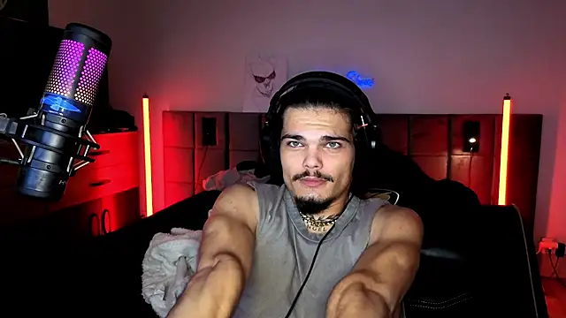 Snapshot of JordanShow chatting on September 27, 2025, 11:43 pm JordanShow online show from September 27, 2025, 11:43 pm